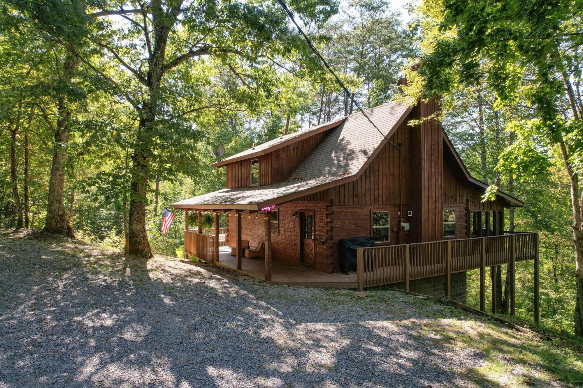 Dudley IV By Avantstay Cosy Cabin W Hot Tub Sweeping Views Pigeon Forge Buitenkant foto