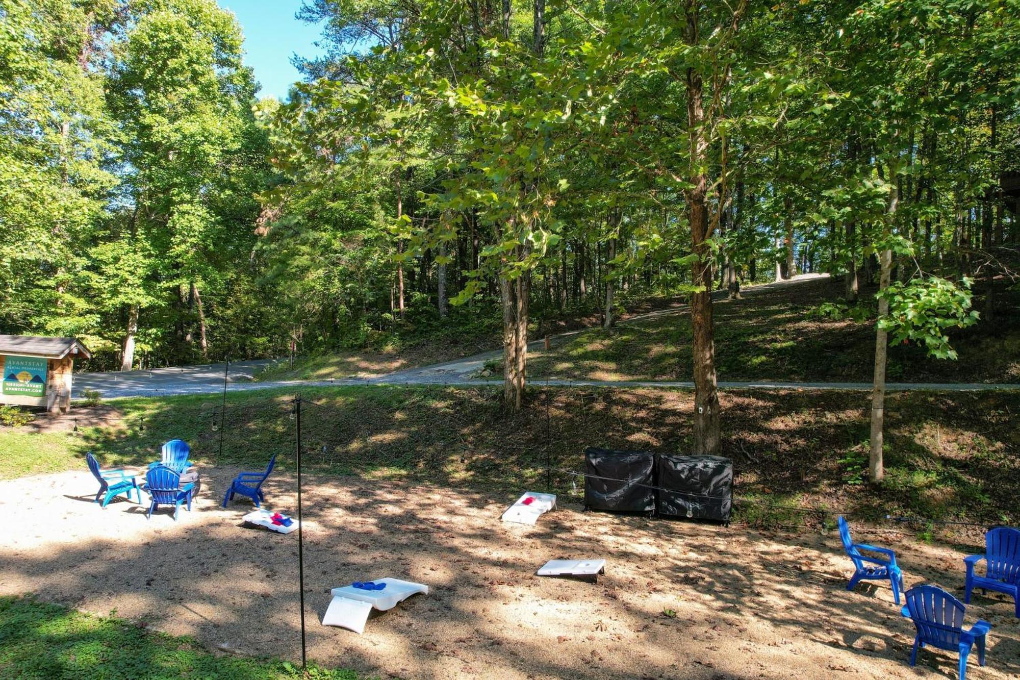 Dudley IV By Avantstay Cosy Cabin W Hot Tub Sweeping Views Pigeon Forge Buitenkant foto