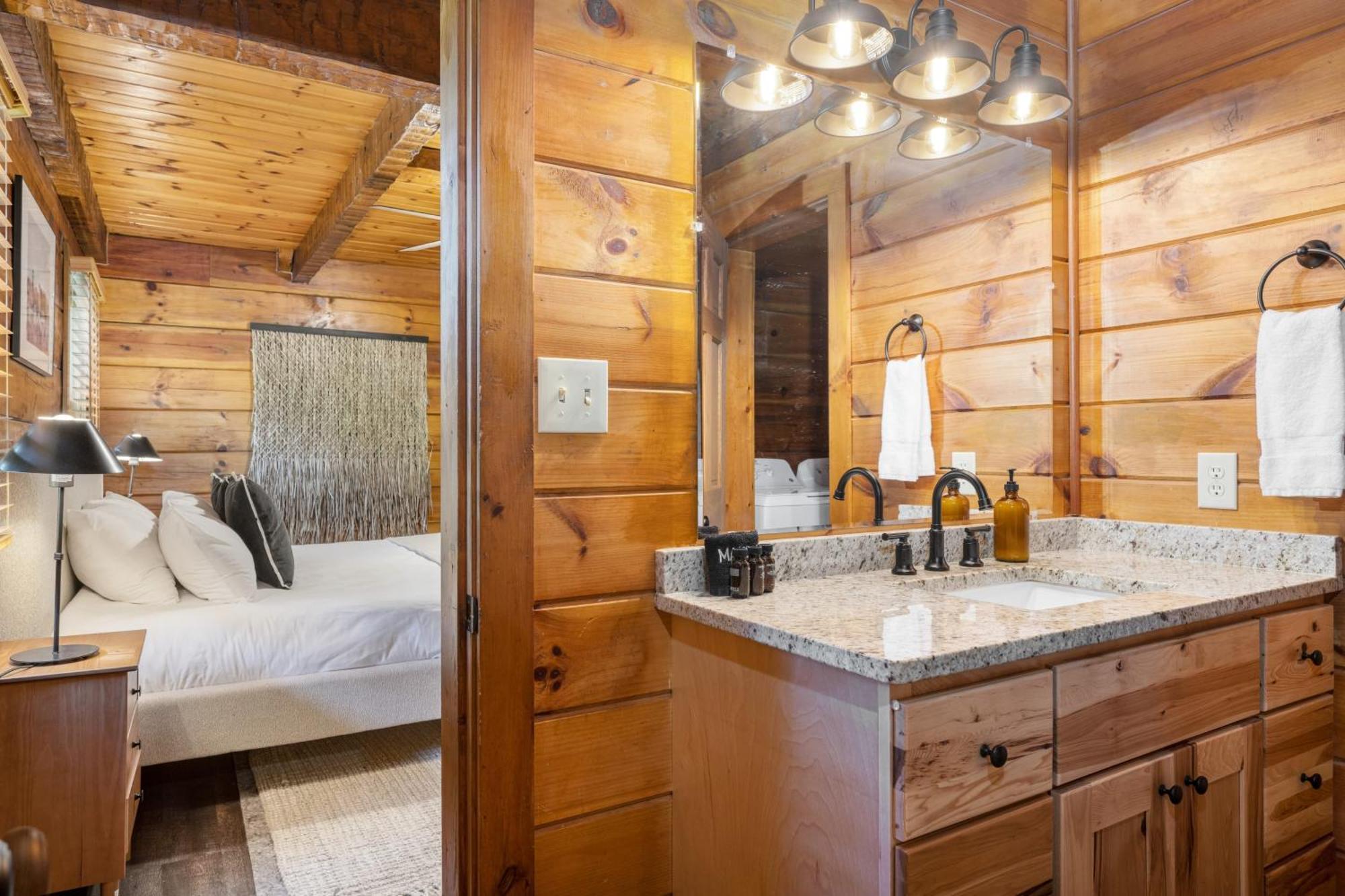 Dudley IV By Avantstay Cosy Cabin W Hot Tub Sweeping Views Pigeon Forge Buitenkant foto